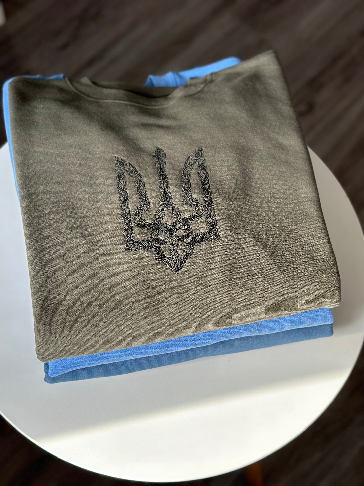 embroidered sweatshirt ukrainian trident